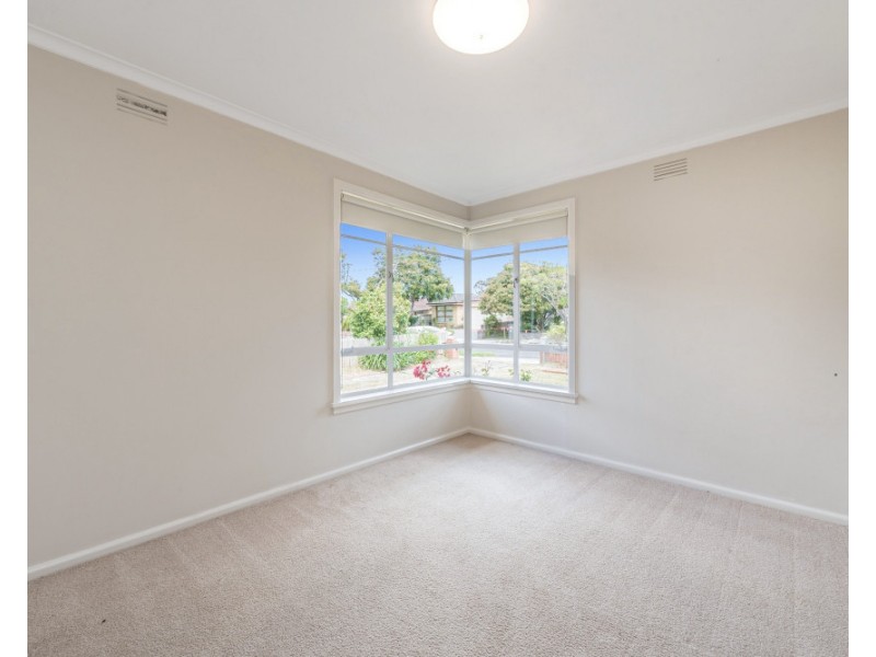 63 Husband Road, Forest Hill VIC 3131