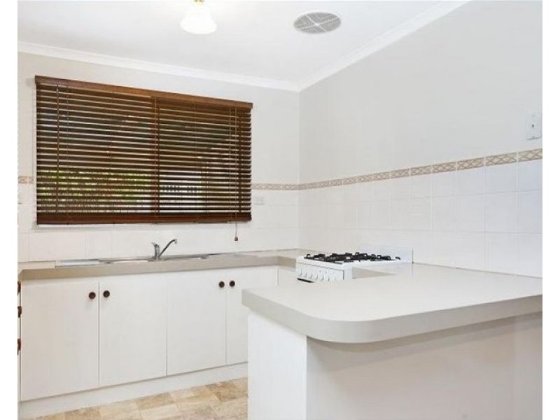 27 Wentworth Street, Cranbourne North VIC 3977