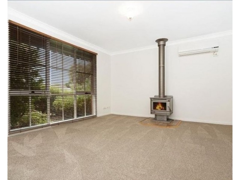 27 Wentworth Street, Cranbourne North VIC 3977