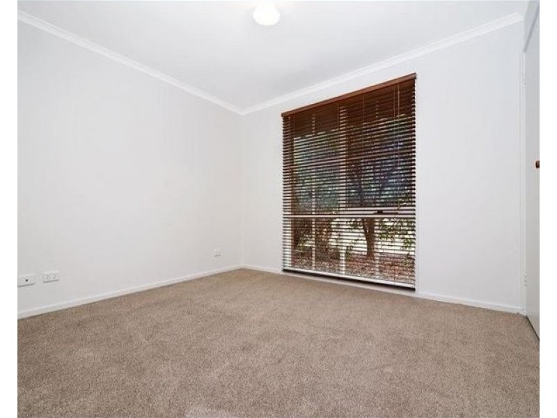 27 Wentworth Street, Cranbourne North VIC 3977