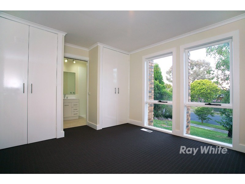 12 Simmonds Court, Wantirna South VIC 3152
