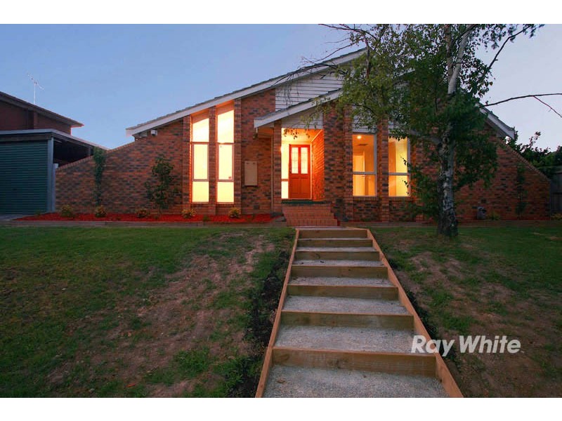 12 Simmonds Court, Wantirna South VIC 3152