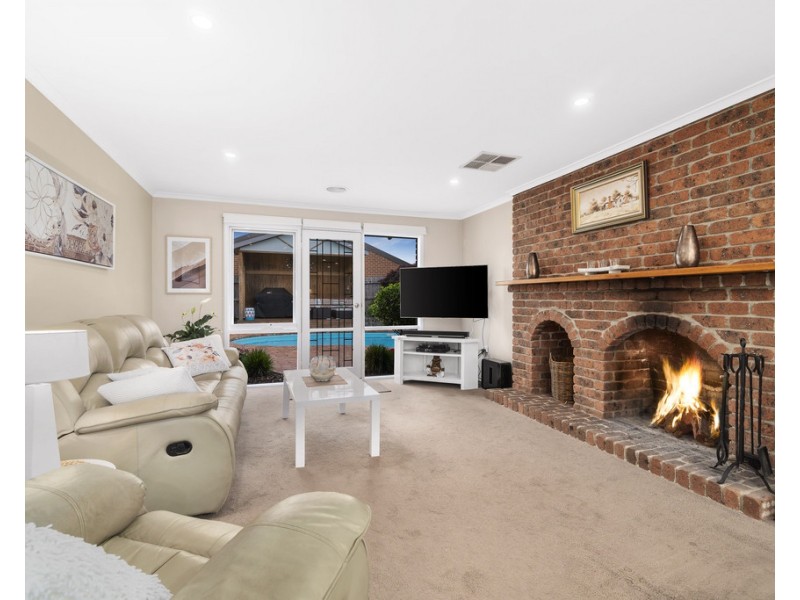 16 Anderson Court, Wantirna South VIC 3152