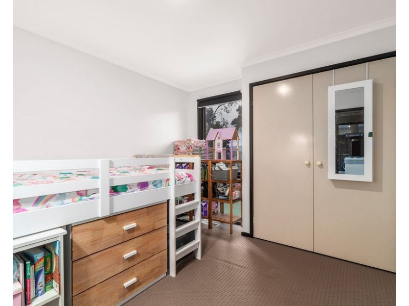 97 Fraser Crescent, Wantirna South VIC 3152