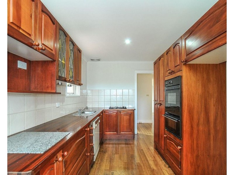 7 Monaro Close, Wantirna South VIC 3152