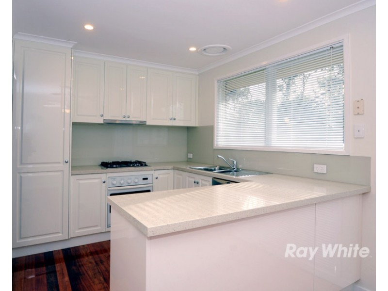 33 Lumeah Crescent, Ferntree Gully VIC 3156