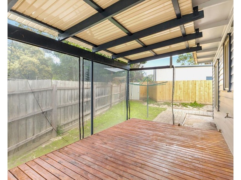 16 Queenstown Road, Boronia VIC 3155