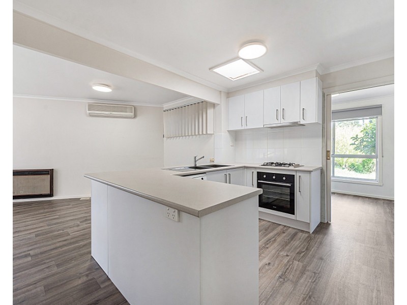 6 Coringa Court, Knoxfield VIC 3180