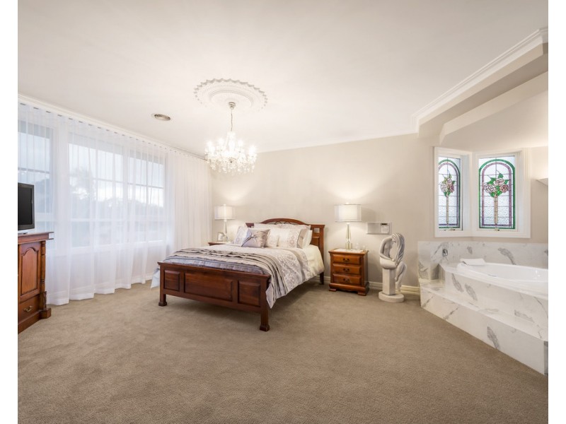 3 Mourik Court, Wantirna VIC 3152