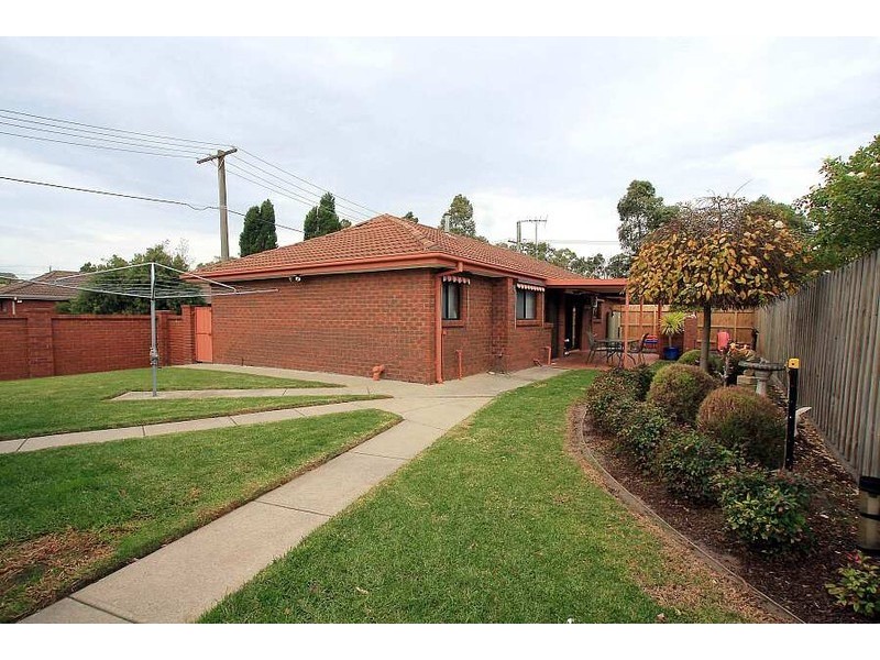 11 Coppelia Street, Wantirna South VIC 3152
