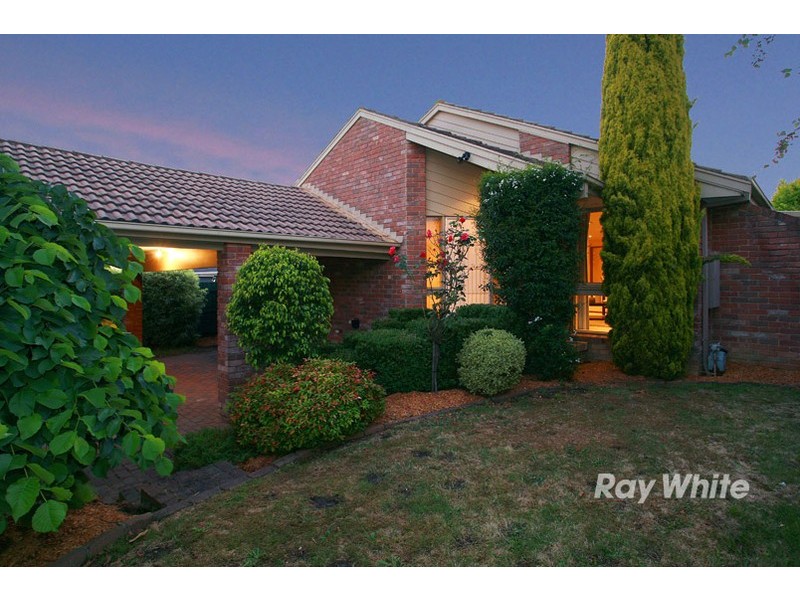 16 Dayan Drive, Wantirna South VIC 3152