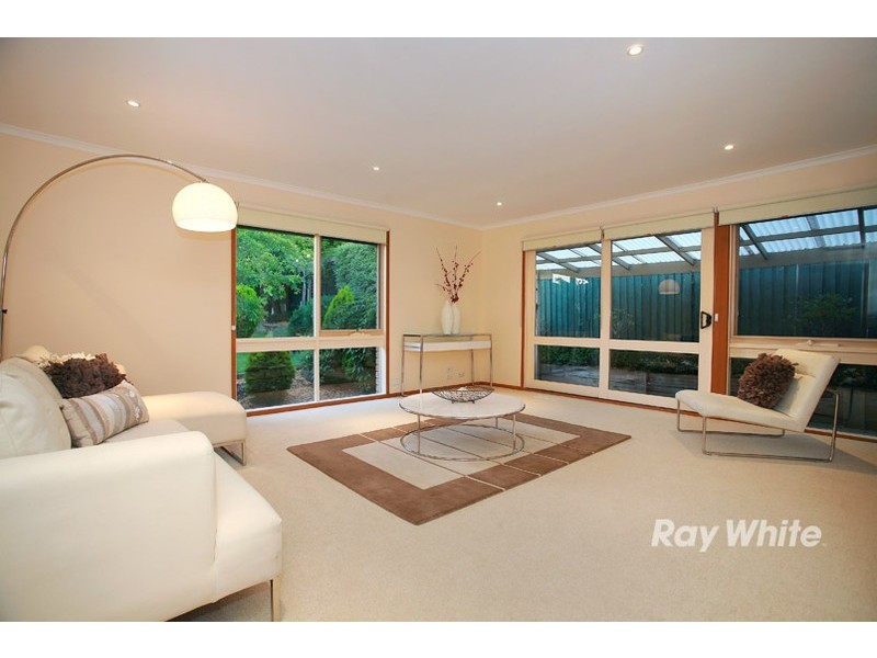 16 Dayan Drive, Wantirna South VIC 3152