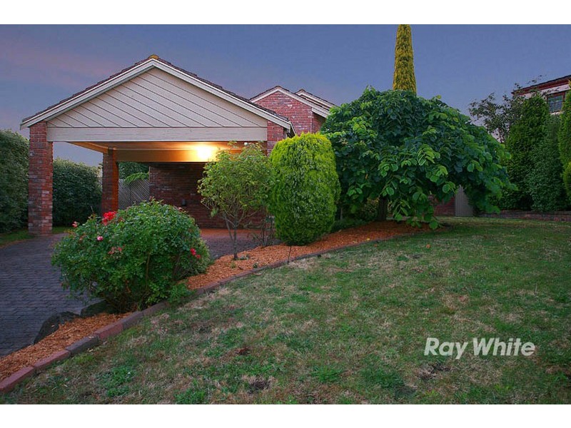 16 Dayan Drive, Wantirna South VIC 3152