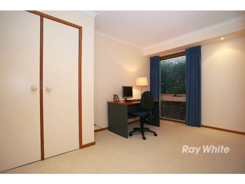 16 Dayan Drive, Wantirna South VIC 3152