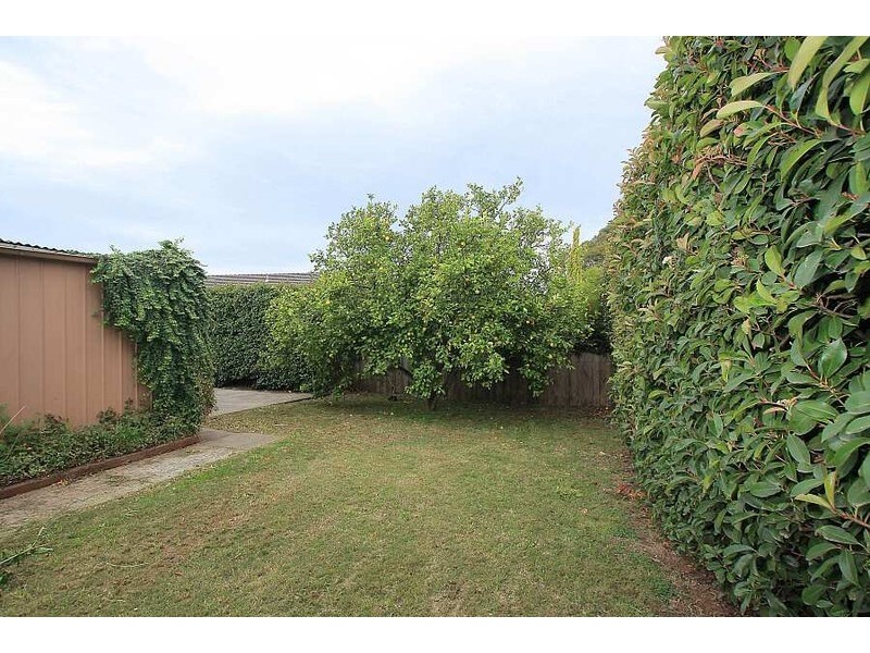 11 Merryn Grove, Wantirna South VIC 3152