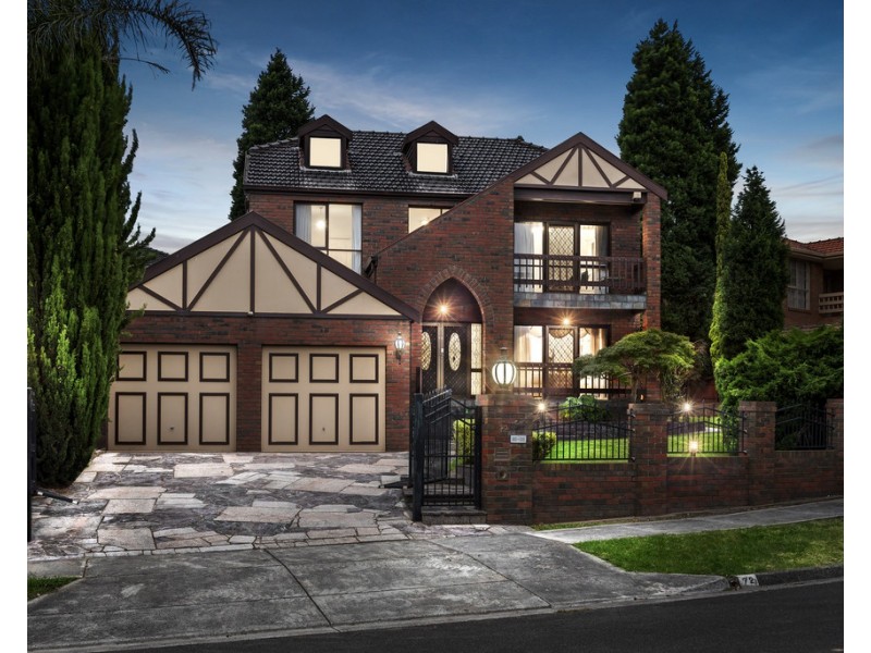 72 Freemantle Drive, Wantirna South VIC 3152