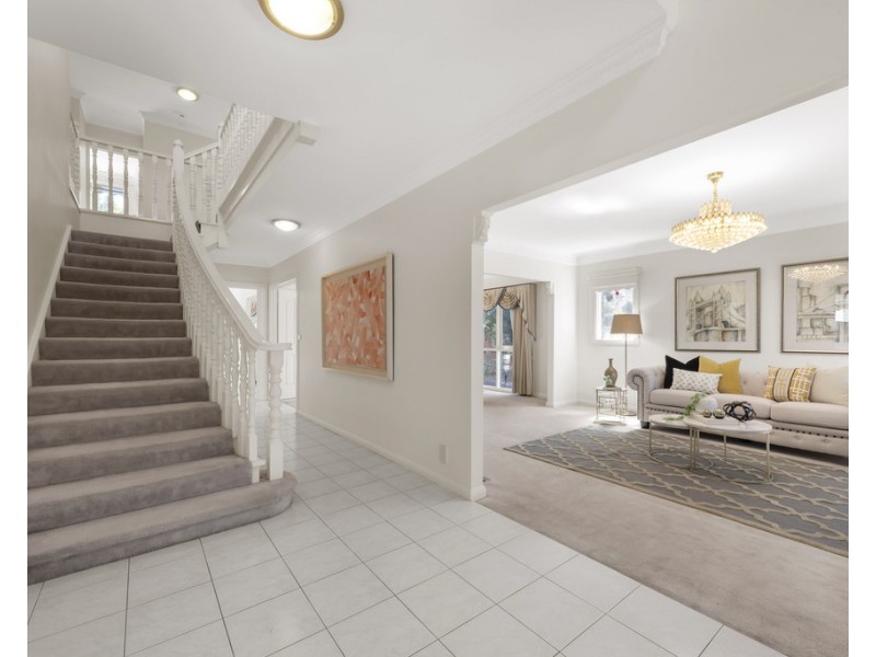 72 Freemantle Drive, Wantirna South VIC 3152