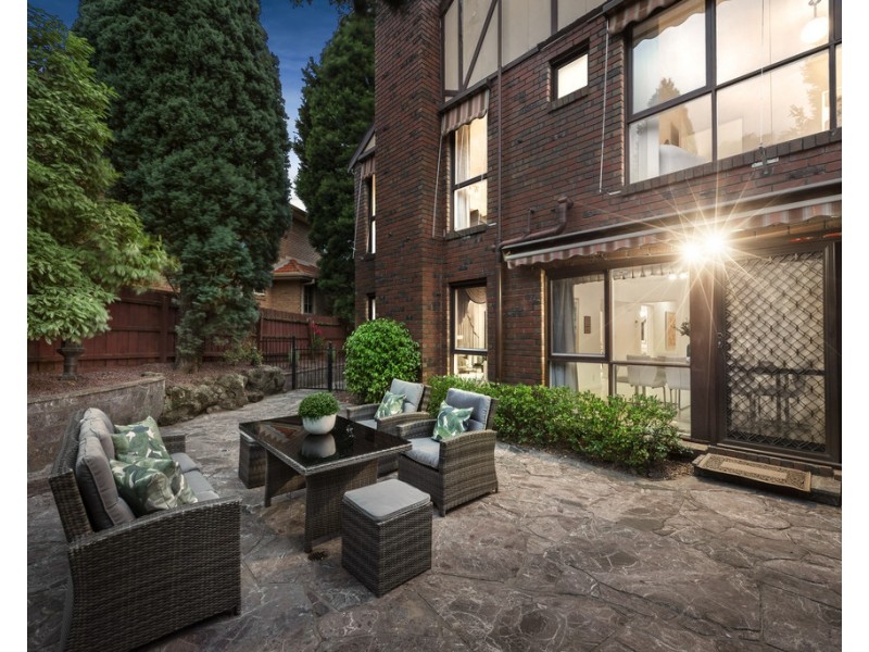 72 Freemantle Drive, Wantirna South VIC 3152