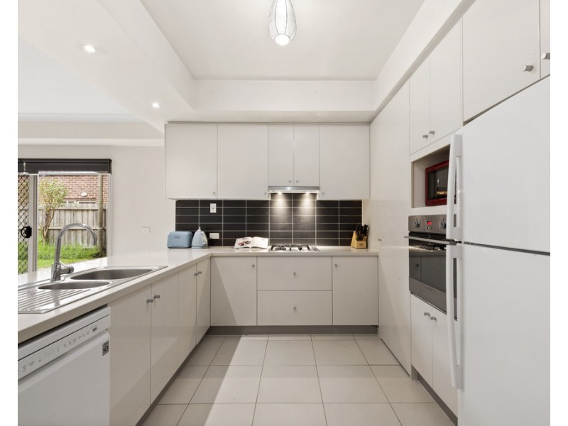 12/61 Cathies Lane, Wantirna South VIC 3152