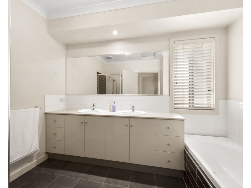 12/61 Cathies Lane, Wantirna South VIC 3152