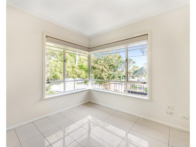 21 Christina Street, Burwood VIC 3125