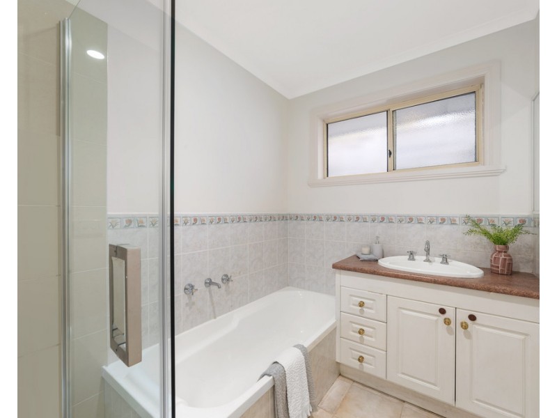 3 Albert Crescent, Mulgrave VIC 3170