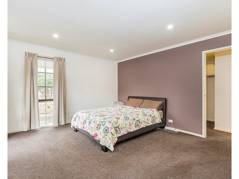 11 The Mews, Wantirna VIC 3152