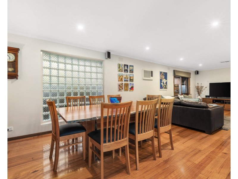 6 Reita Avenue, Wantirna South VIC 3152