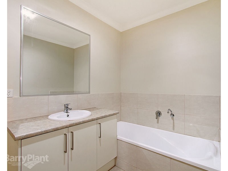 2/225 Boronia Road, Boronia VIC 3155