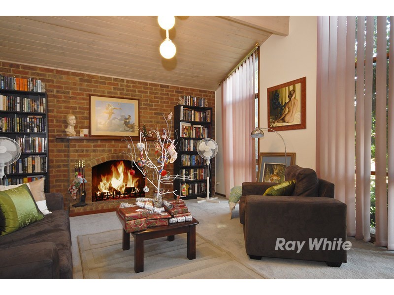 5 Jessica Close, Wantirna South VIC 3152