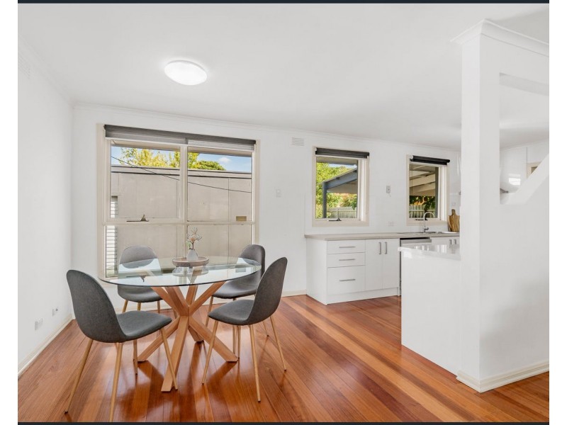 94 David Street North, Knoxfield VIC 3180