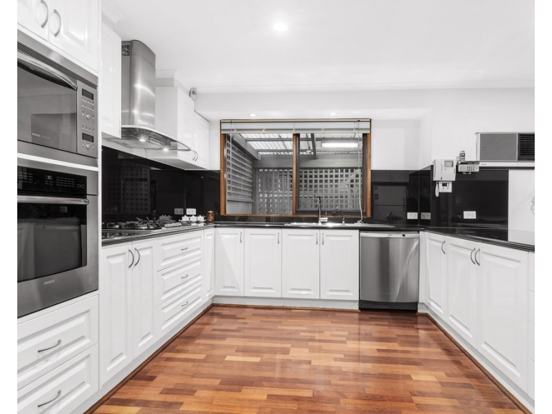 2 Alana Court, Wantirna South VIC 3152