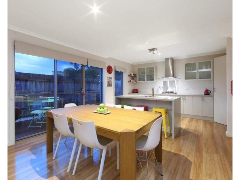 2/41 Deschamp Crescent, Rowville VIC 3178