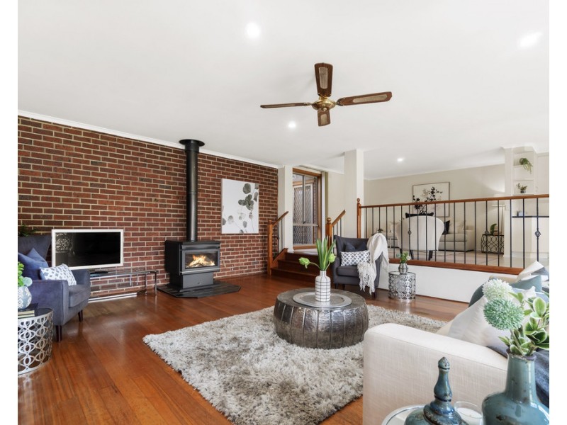 4 Cobain Square, Wantirna VIC 3152