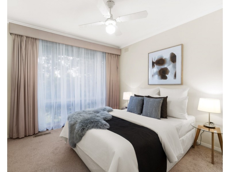 4 Cobain Square, Wantirna VIC 3152