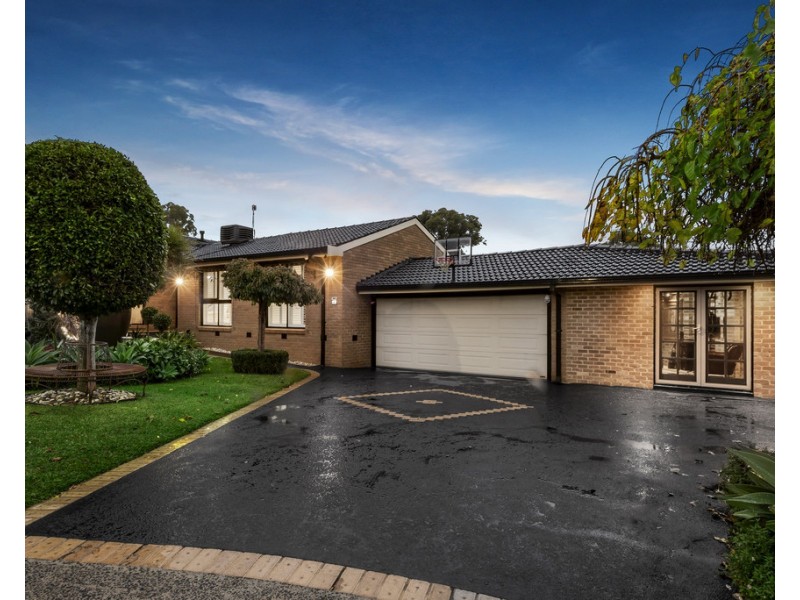 9 Deauville Court, Wantirna VIC 3152