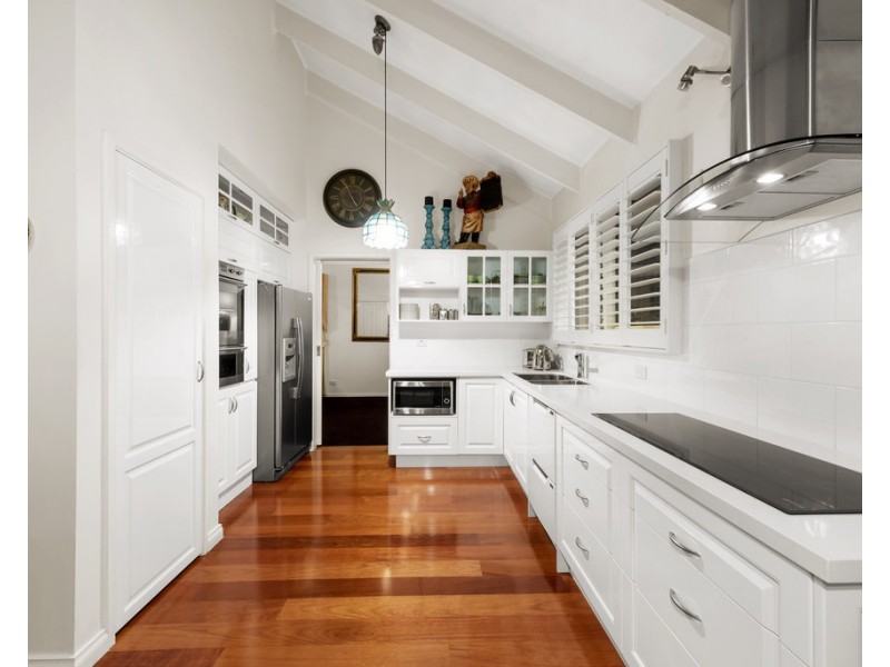 9 Deauville Court, Wantirna VIC 3152