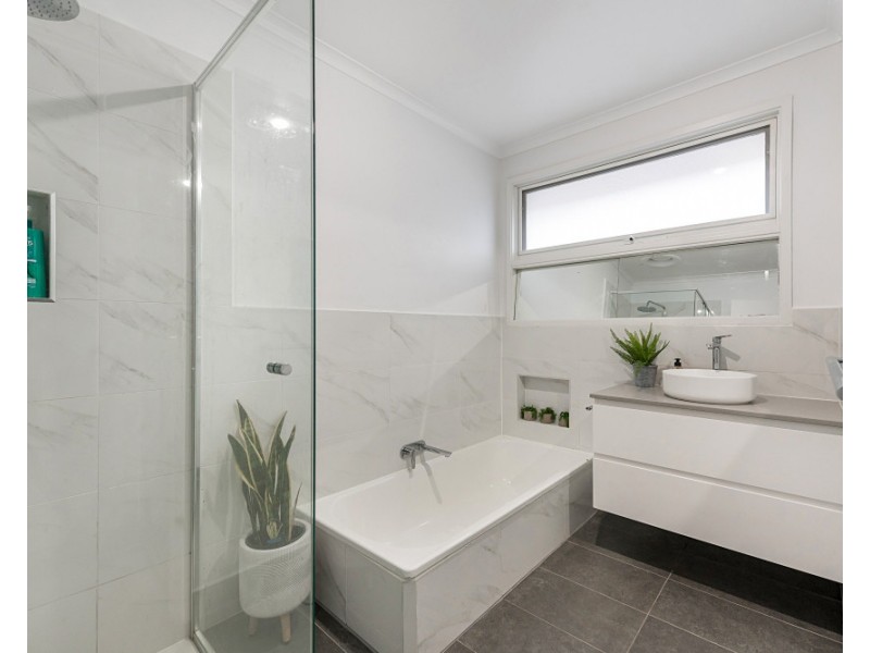 30 Barmah Drive East, Wantirna VIC 3152