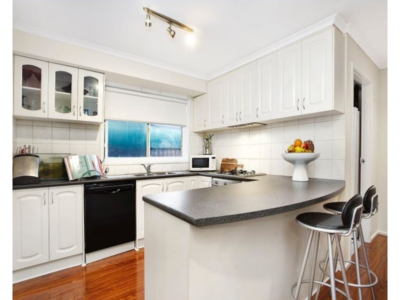 16 Kedleston Way, Rowville VIC 3178