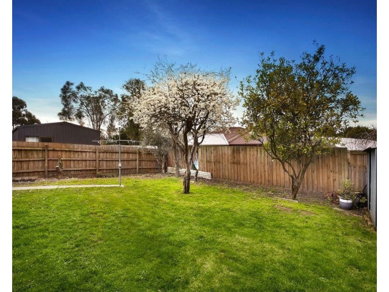 16 Kedleston Way, Rowville VIC 3178