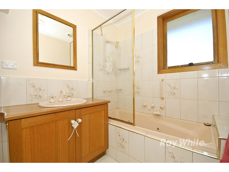 4 Mannix Square, Wantirna VIC 3152