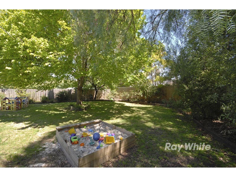 4 Mannix Square, Wantirna VIC 3152