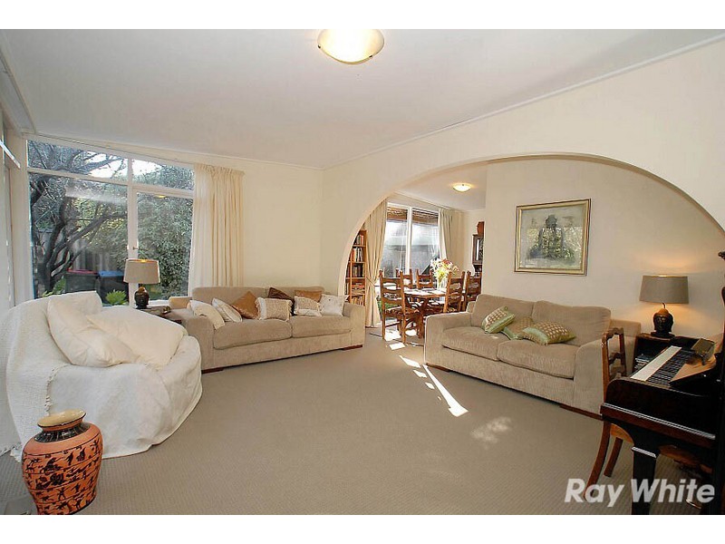 18  Lloyd Street, Knoxfield VIC 3180