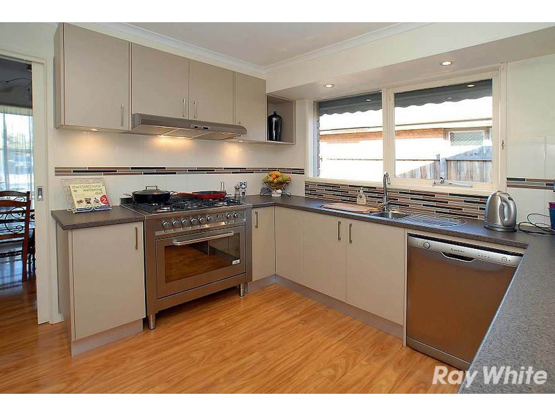 20  Trefoil Street, Ferntree Gully VIC 3156