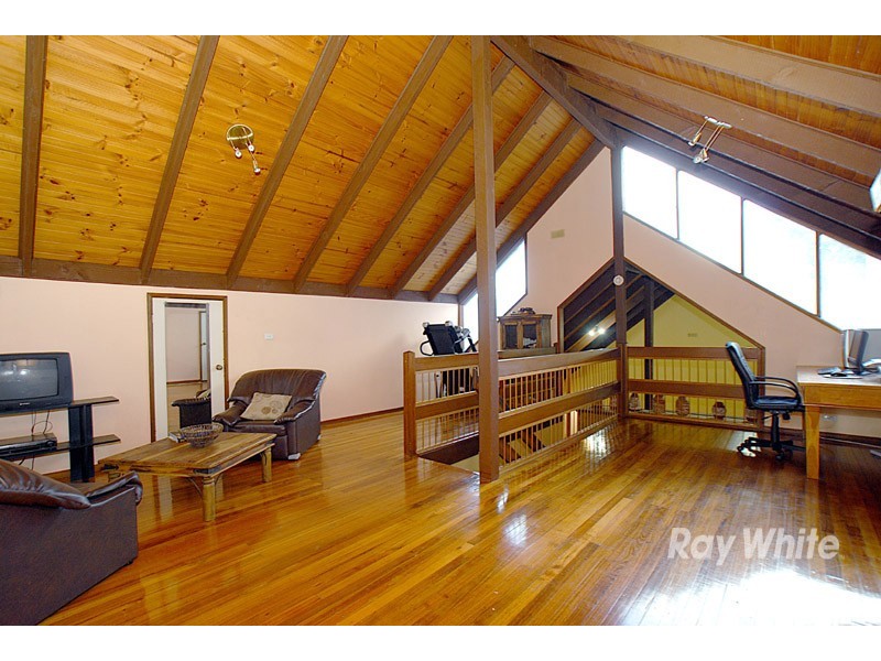 25 Old Orchard Drive, Wantirna South VIC 3152