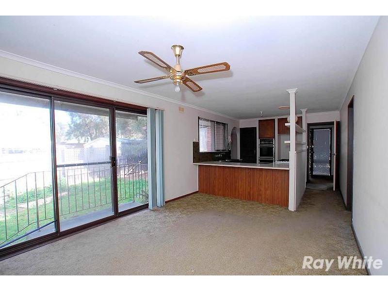 4 Carol Street, Scoresby VIC 3179