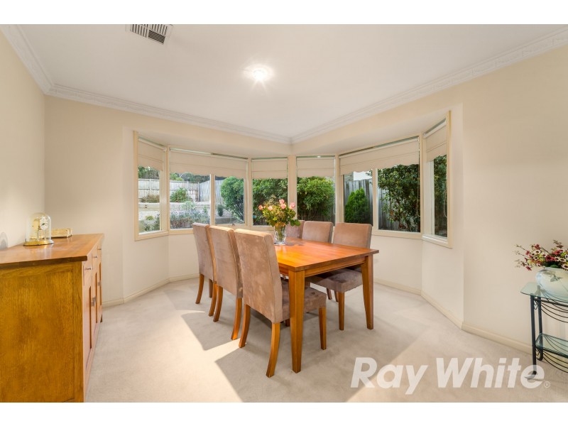 6 Orlando Close, Wantirna South VIC 3152