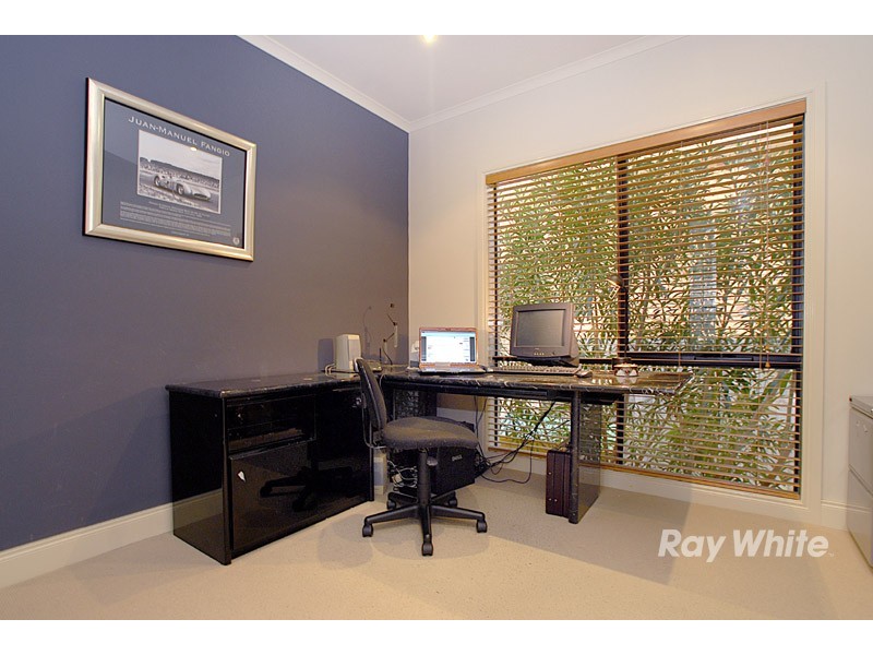 3 Davies Close, Wantirna VIC 3152