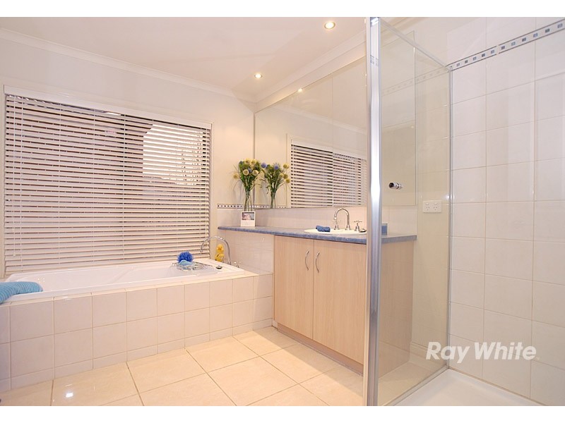 3 Davies Close, Wantirna VIC 3152