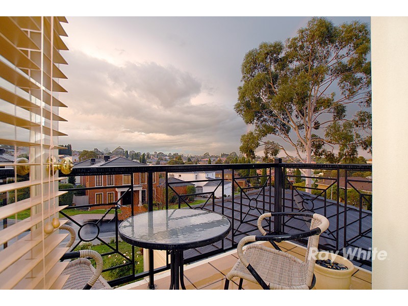 3 Davies Close, Wantirna VIC 3152